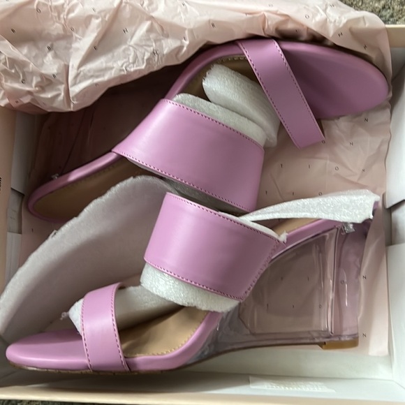 BCBG Walina Lucite Wedge Sandal in Pink Orchid New in Box Size 9.5 - Picture 9 of 13